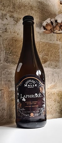 Laphroaig. Strong Smoke Whisky Ale
